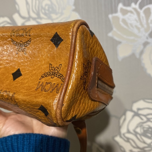 Mcm mini Boston- Germany -Authentic ✅Well used condition -firm in price . - Picture 8 of 16